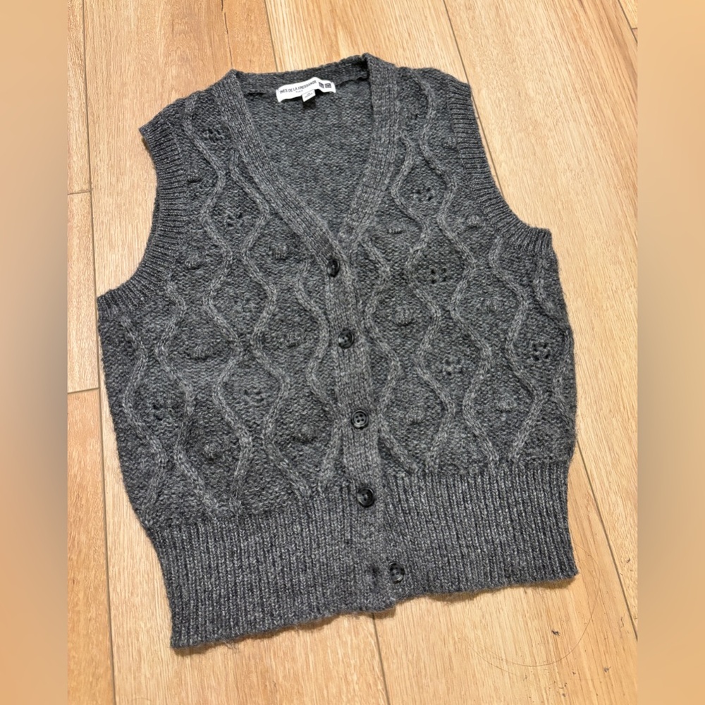Uniqlo IDLF Women's Sweater Vest